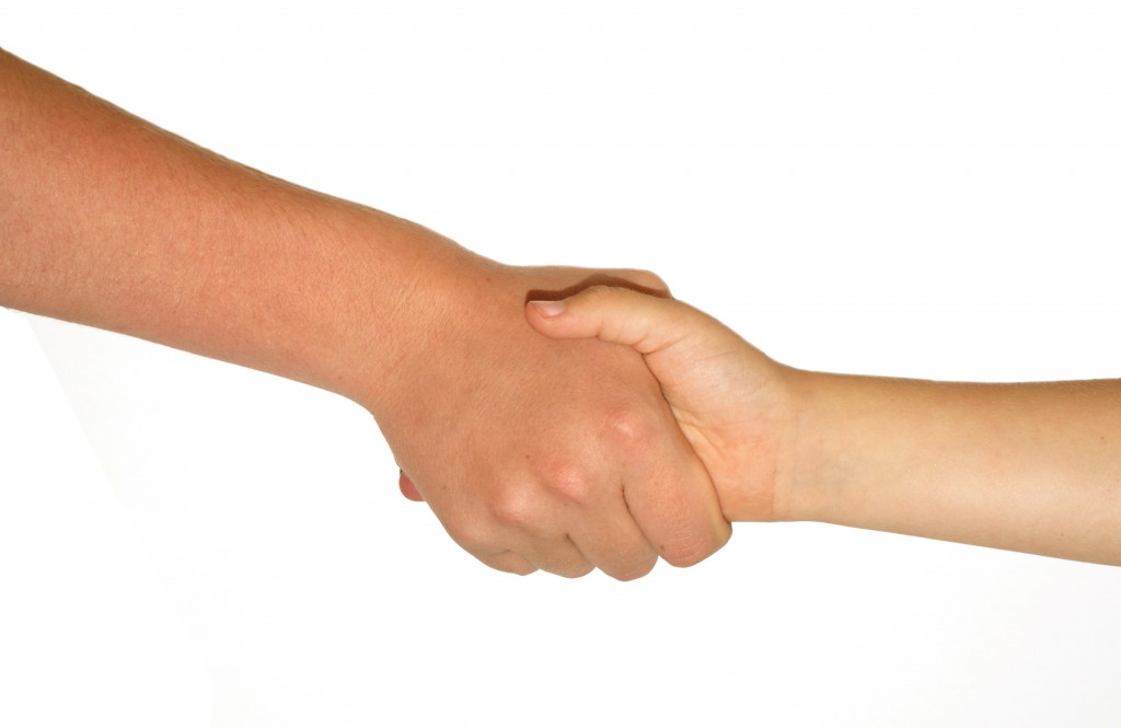 shake-hands-Deal-Movehut