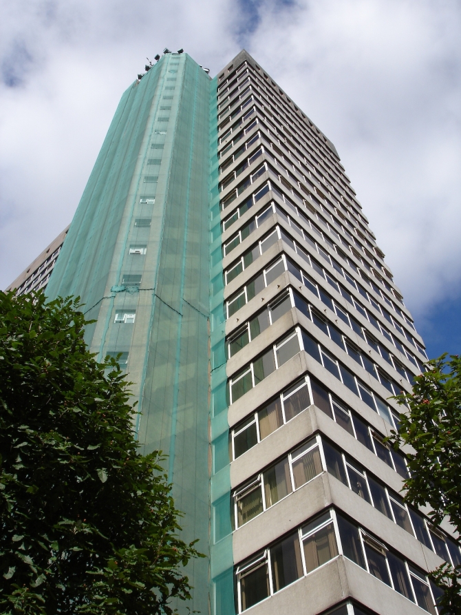 Landmark-Belfast-Office-Tower-on-the-Market