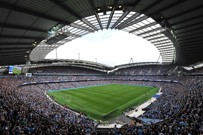 Henley-teams-up-with-Manchester-City-for-London-awayday-Events