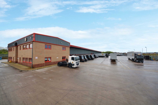 Henley-Ups-Investor-Returns-with-UPS-Warehouse-Sale